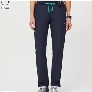Figs Navy Yola Skinny Scrub Pants - FREEx